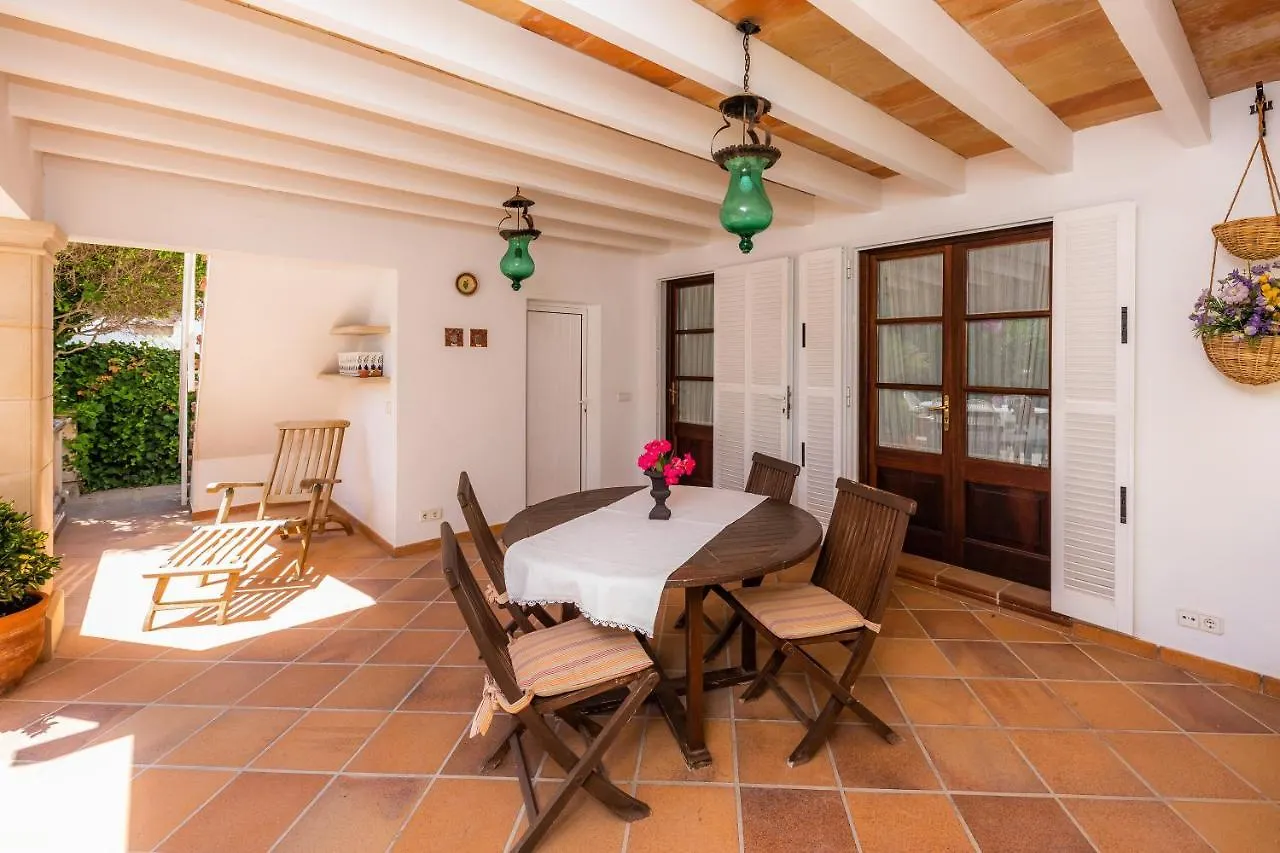 Villa Amoros كالا راتخاذا بيت للعطل