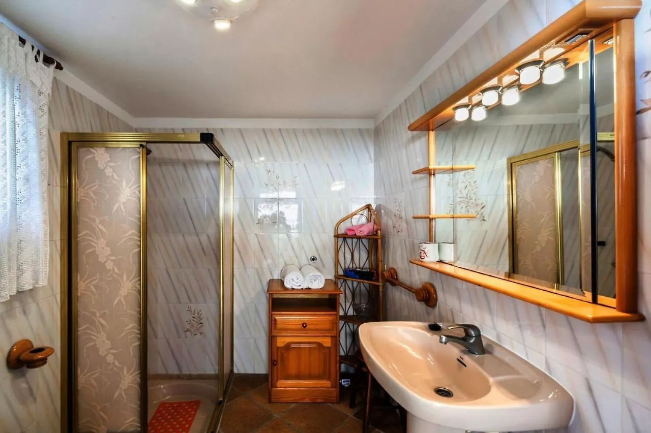 بيت للعطل Villa Amoros كالا راتخاذا