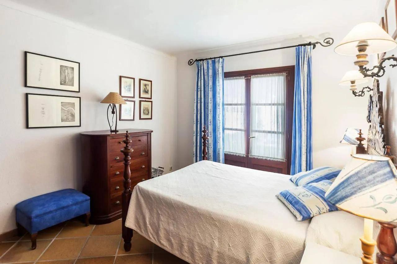 Villa Amoros كالا راتخاذا